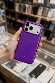 VYIR Signature Solid Colors, Purple - Iskunkestävä MagSafe-iPhone-kuori